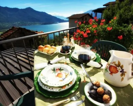 Casa Vacanza Sul Lago Di Como Apartman *