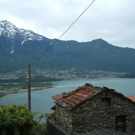 Casa Vacanza Sul Lago Di Como Appartement